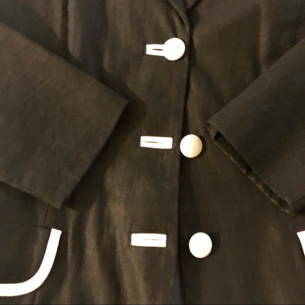 Black and White Blazer - Picture 4 of 6